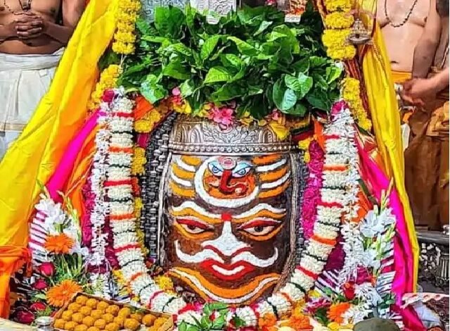 मेट्रो की तर्ज पर मिलेगा टोकन, सेंसर बैरिकेडिंग भी होगी, सबसे पहले VIP श्रद्धालुओं के लिए गेट 4 और 5 पर लगेगी मशीन 1 5555 1