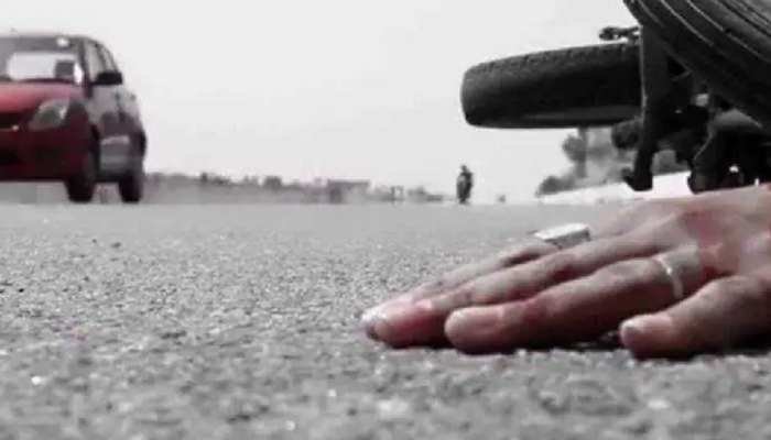 मदनमहल में दो बाईकों मे सीधी भिडंत : ओरछा से जबलपुर आया था रिश्तेदारी में, गंगा सागर रोड में हुआ हादसा, वृद्ध जख्मी अस्पताल में भर्ती, आरोपी फरार 1 909454 accident