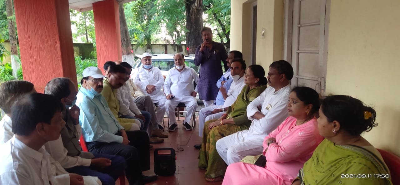 बूथ-सेक्टर और मंडल कार्यकर्ता जिताएंगे कांग्रेस को चुनाव-सुनील जैन, बलिदान दिवस कार्यक्रम में कमलनाथ-दिग्विजय सिंह का आगमन होगा 2 WhatsApp Image 2021 09 11 at 20.39.36