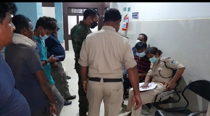 मनेरी स्टील प्लांट में ब्लास्ट : स्टील गलाते वक्त खौलते लोहे में विस्फोट, 3 मजदूर घायल 2 WhatsApp Image 2021 09 15 at 12.13.27 PM