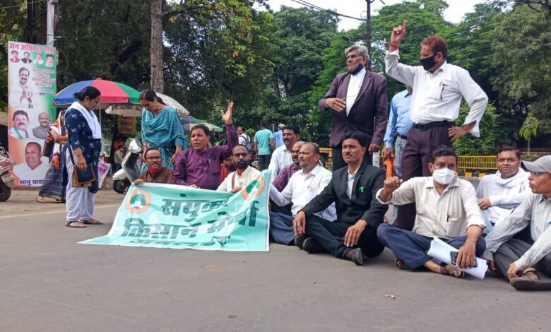 लखीमपुर खीरी की आंच जबलपुर में भी 1 WhatsApp Image 2021 10 04 at 13.07.06