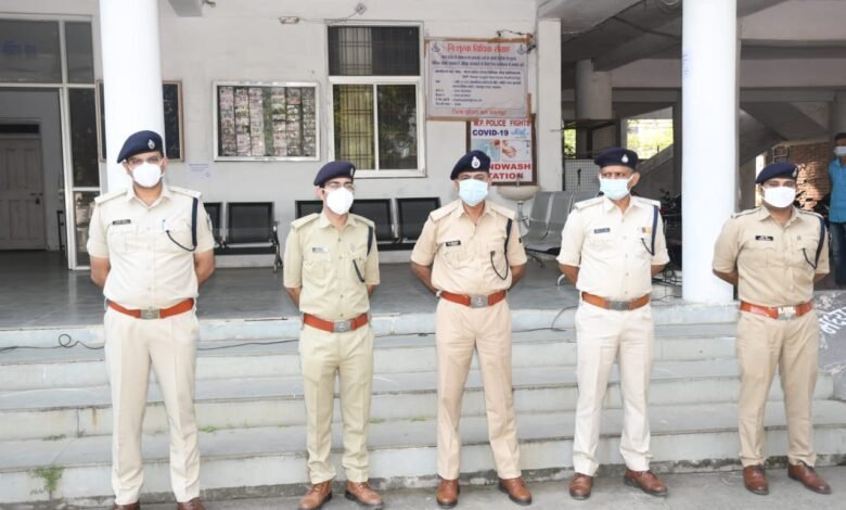 राष्ट्रीय एकता दिवस: एकता-अखंडता की शपथ के साथ एसपी ने हरी झंडी दिखाकर मार्चपास्ट रवाना किया 1 WhatsApp Image 2021 10 31 at 12.39.53
