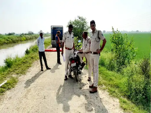 पत्नी निकली कातिल:9 साल छोटे बॉयफ्रेंड से बोली- इस बार करवाचौथ इसके संग नहीं मनाना, फिर गला दबाकर मार डाला 1 gwalior 2 1635187974