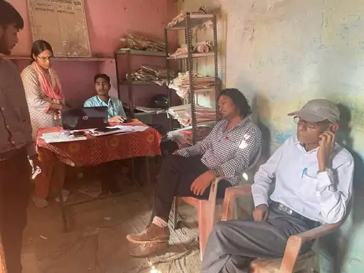 जबलपुर के ईओडब्ल्यू ने रिश्वत मांग रहे पटवारी को दबोचा : मंडला में पीएम आवास का निर्माण रुकवा कर , चालू करने के लिए मांग रहा था 25 हजार रुपए 1 new project 2021 10 29t151244066 1635500598