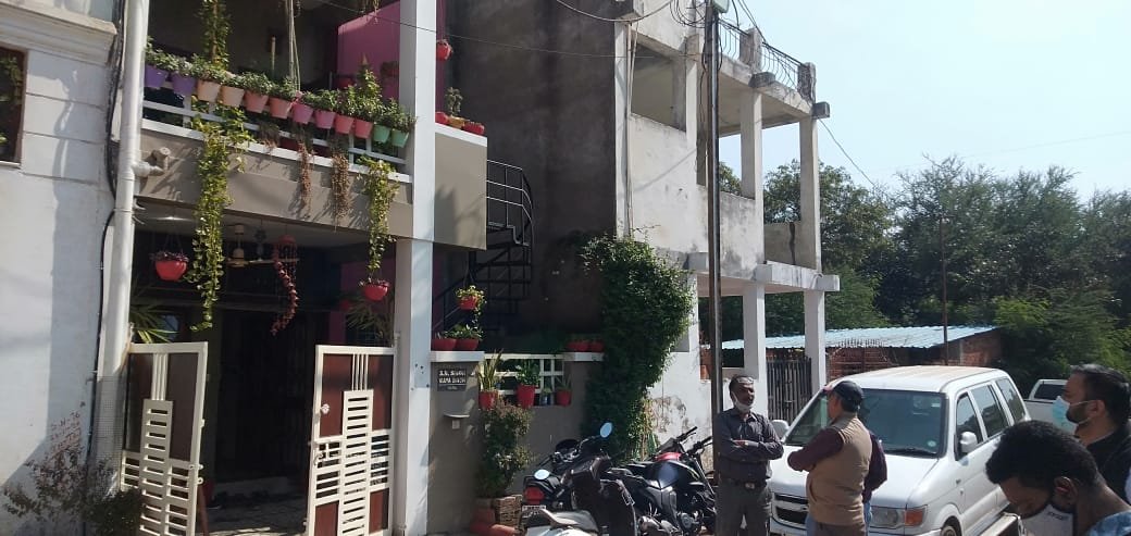 तिलवारा थाने के हवलदार के घर में लोकायुक्त की कार्रवाई : आय से अधिक संपत्ति का मामला 3 WhatsApp Image 2021 11 02 at 1.13.08 PM