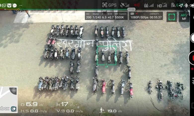 खरगोन पुलिस ने 50 लाख की 56 चोरी कीं बाइक की जब्त : शातिर 6 आरोपी गिरफ्तार 1 WhatsApp Image 2021 12 12 at 3.42.51 PM 1