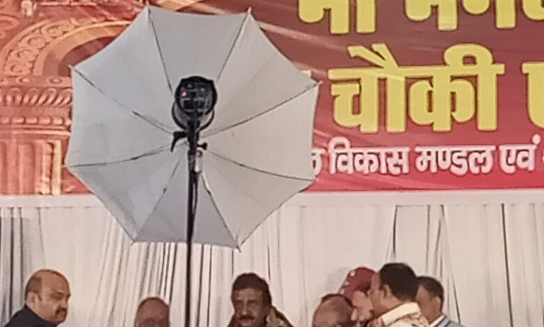 समाज और लोगों में जागरूकता लाना ही पत्रकारिता अग्रवाल महासभा द्वारा वरिष्ठ पत्रकार आशीष शुक्ला का सम्मान 1 WhatsApp Image 2021 12 28 at 12.05.18