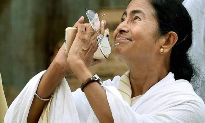 कोलकाता नगर निगम चुनाव में ममता का जलवा बरकरार 1 mamata banerjee 1633235944