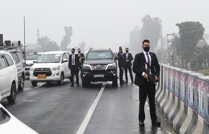 सुरक्षा में चूक की वजह से मोदी की रैली रद्द : बठिंडा एयरपोर्ट पर मोदी अफसरों से बोले- मैं एयरपोर्ट तक जिंदा पहुंच पाया 1 21000bed 0672 47a8 bb77 3a6a1760d8c6 1641375903