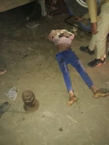 चरगवां में ट्रेक्टर पलटने से 16 वर्षीय नबालिग की मौत : 17 साल का नाबालिग चला रहा था ट्रेक्टर 4 WhatsApp Image 2022 01 01 at 12.19.08 PM