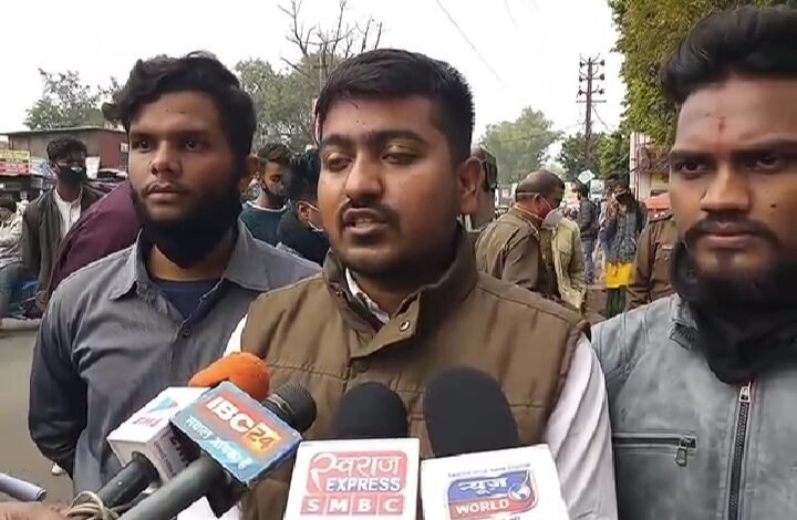सेंंट अलॉयसियस कॉलेज ने कोरोना संक्रमित छात्रों को परीक्षा सेंटर बुलाया : ऑनलाइन परीक्षा देने पर अड़े छात्र 1 WhatsApp Image 2022 01 10 at 2.01.25 PM