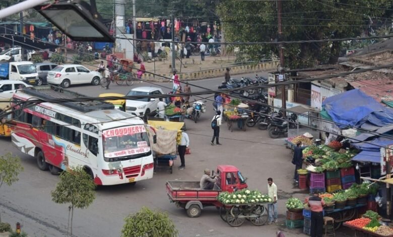 जबलपुर का सबसे बड़ा आदि शंकराचार्य चौराहा सब्जी के ठेले, टपरों से घिरा 1 WhatsApp Image 2022 01 21 at 11.56.08