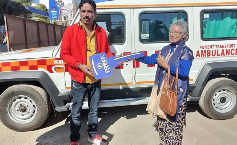 बेबस-दुखी मां की दर्द भरी कहानीः कोरोना में पति-बेटी को खोने के बाद दूसरों के लिए समर्पित किया जीवन 1 WhatsApp Image 2022 01 23 at 09.53.49