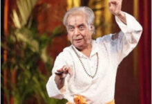 नहीं रहे कथक के सरताज:प्रसिद्ध कथक नर्तक पद्म विभूषण बिरजू महाराज का हार्ट अटैक से निधन, 83 साल की उम्र में ली अंतिम सांस 17 navbharat times 1 1