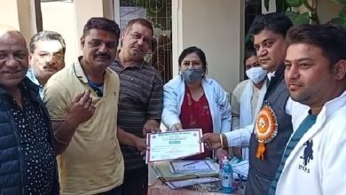 रक्तदान, महादान : वैश्य महासम्मेलन ने स्व. नारायण प्रसाद की स्मृति में आयोजित किया शिविर 9 WhatsApp Image 2022 02 08 at 1.46.35 PM 2