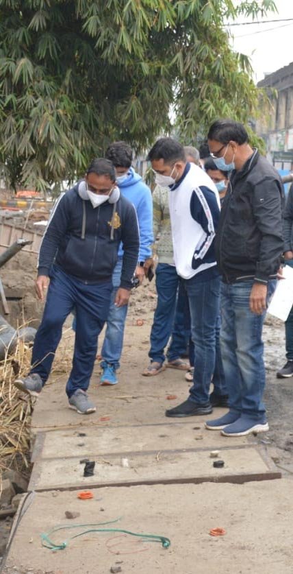जबलपुर कलेक्टर ने जब कहा बताओ तो क्या-क्या खेल सुविधाएं काॅन्पलेक्स में है 2 WhatsApp Image 2022 02 09 at 11.00.35