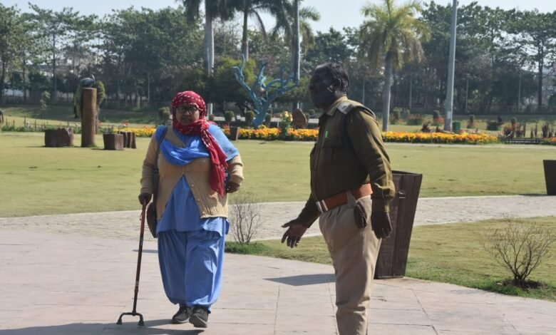वेलेंटाइन-डे पर पुलिस का सख्त पहरा 1 WhatsApp Image 2022 02 14 at 12.46.49 PM