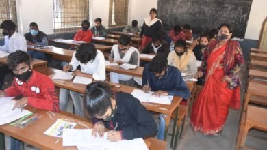 हिंदी के प्रश्नपत्र के साथ शुरू हुई दसवीं की बोर्ड परीक्षा 16 WhatsApp Image 2022 02 18 at 11.12.00