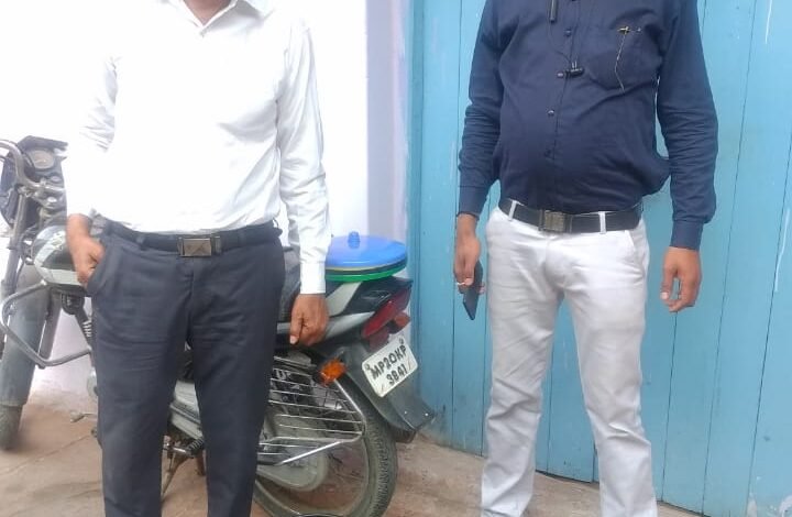 कचरा सेग्रीगेशन कर होम कम्पोस्ट तैयार कराने और साकारात्मक फीडबैक देने स्वचछता टीम की घर-घर दस्तक 1 WhatsApp Image 2022 02 28 at 20.21.26