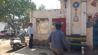 हनुमानतालतालाब की जमीन पर बनी पुलिस चौकी जमींदोज: तालाब के किनारे जमे अतिक्रमण को हटाया गया 8 dff48f1c 0a50 4570 b455 ec79fbe261f8