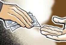 राजस्व निरीक्षक को 10 हजार रुपए घूस लेते दबोचा; प्लॉट की एनओसी के लिए मांगे थे रुपए 11 images 4