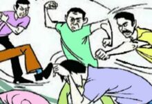 young man was beaten to death with sticks his condition was critical in azamgarh hospital in mau