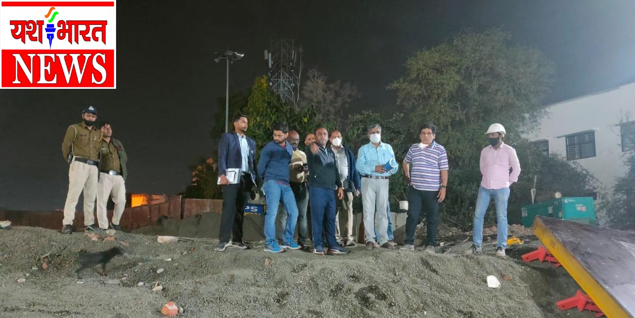 जबलपुर के राजा का रात में 2 बजे तक निरीक्षणः फ्लाईओवर के कामकाज को देखने कलेक्टर निकले रात में 4 04