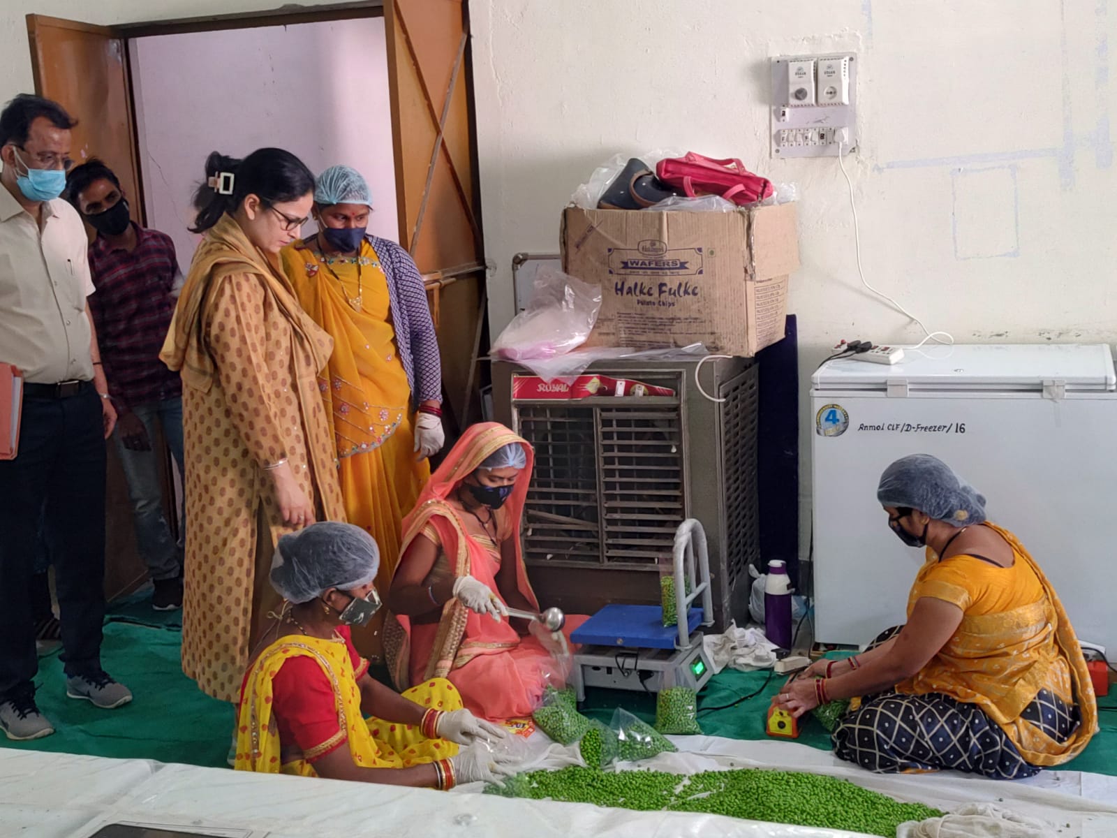 जिला पंचायत सीईओ का पाटन जनपद का दौरा: लापरवाह स्वच्छ भारत मिशन ब्लाॅक समन्वयक को नौकरी से निकालने के आदेश, प्राथमिक-माध्यमिक शाला से दो शिक्षक दो साल से गायब 4 19