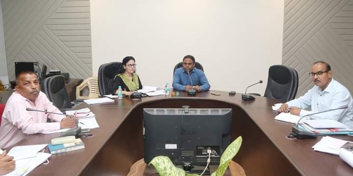 गुणवत्तापूर्ण कार्य करते हुए घर-घर पेयजल पहुंचाना सुनिश्चित करें- कलेक्टर इलैयाराजा टी. 1 2a2e3b9c dfda 4d68 8e34 f32ec03119cf