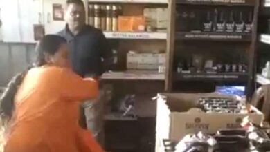70gg3lu8 uma bharti ransacked liquor shop bhopal 625x300 13 March 22
