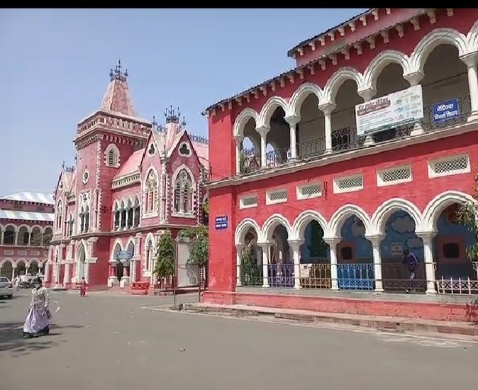 गर्मी में तड़प रहे बर्न वार्ड के मरीज, सभी एसी ठप्प : सीएम हेल्पलाइन से भी नहीं मिली हेल्प 3 WhatsApp Image 2022 03 24 at 12.46.26 PM
