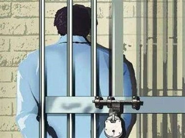 कटनी का गांजा जबलपुर में खप रहा: नाबालिग तस्कर सहित एक आरोपी को पुलिस ने दबोचा, 8 हजार का माल बरामद 1 11 06 2021 jail