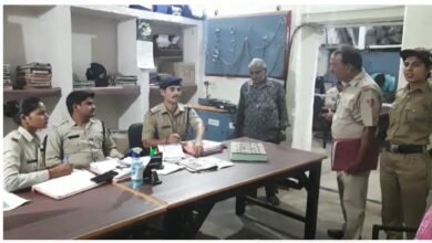 जबलपुर की महिला ने दिल्ली में डाॅक्टर के घर में हाथ साफ कियाः गहने चुराकर बहन को दिए, दिल्ली पुलिस दस्तायाब करने पहंुची जबलपुर 6 78945Untitled