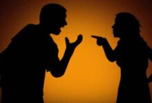 क्रूर पति की करतूत : पत्नी को दांत से काटा, दीवार से सिर टकराकर किया लहूलुहान 11 couple 164619752116x9 1