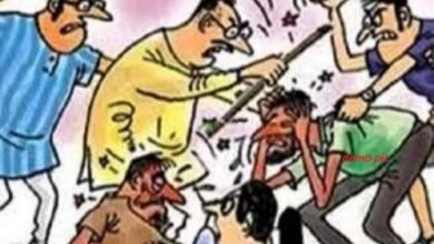 चौक कार्यक्रम में भिड़े दो पक्ष : जमकर चली लाठी, 3 घायल 7 0001 1