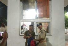 ईमानदारी की मिसाल : ऑटो चालक ने रुपयों से भरा बैग किया वापस 11 WhatsApp Image 2022 05 05 at 2.35.05 PM