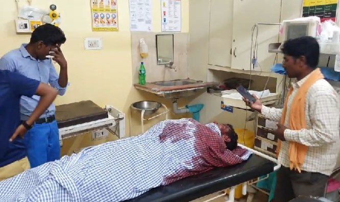 कैंट में निर्माणाधीन भवन की ढही दीवार : एक मजदूर की मौत, दूसरा घायल 1 WhatsApp Image 2022 05 14 at 1.16.03 PM