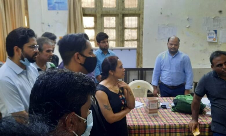 मेडिकल का कलेक्टर ने किया निरीक्षण : कहा-सिस्टम को मजबूत करें, दलालों पर करें कड़ी कार्रवाई 1 WhatsApp Image 2022 05 19 at 10.45.40 AM 1