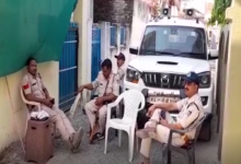 EOW का छापा : प्रदूषण नियंत्रण बोर्ड के साइंटिस्ट के घर से अब तक 25 लाख के जेवर व 30 लाख नकद मिले 17 pic