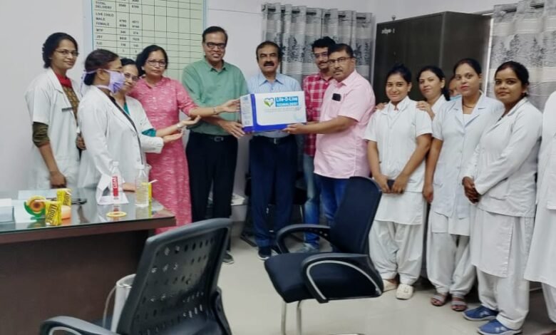 रानी दुर्गावती चिकित्सालय में शिशुओं के चिकित्सकीय उपकरण किए दान 1 WhatsApp Image 2022 06 04 at 2.07.40 PM