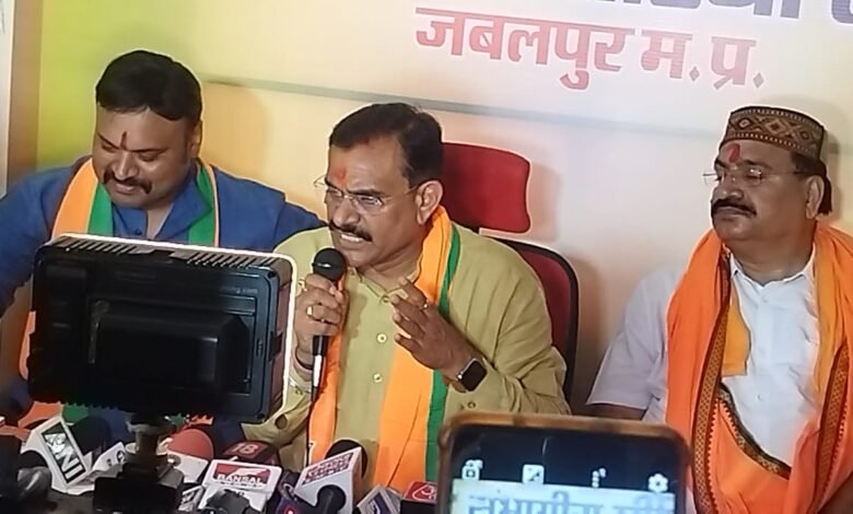 भाजपा प्रदेशाध्यक्ष ने कांग्रेस को लिया आड़े हाथ : कहां- अग्निवीर योजना अवसर देने वाली है, कांग्रेस के जीन्स में अंग्रेजों का खून है, वह नौटंकी बंद करे 1 WhatsApp Image 2022 06 25 at 1.36.11 PM