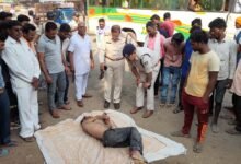 JABALPUR NEWS- बेटे ने मां के ब्लाउज से पिता का गला घोंटाः शव को बोरी फेंकने पहुंचा तो पुलिस ने दबोचा, लाश को लौकी बनाने में जुटा रहा हत्यारा... देखे... वीडियो... 11 a00b1b97 4926 46a4 8bb7 02d43159e948