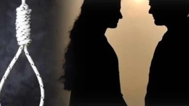 प्रेम विवाह का दर्दनाक अंत : पति के दूसरी महिला से अवैध संबंध ने गृहस्थी कर दी तबाह, दो बच्चों को छोड़कर पत्नी ने कर ली आत्महत्या 8 demo pic 1539192590