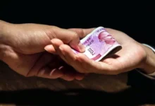 मध्यप्रदेश : उज्जैन में लोकायुक्त ने साइबर सेल के आरक्षक को घूस लेते पकड़ा 10 mpbreaking11341510