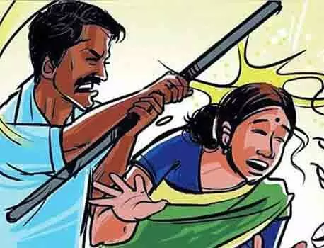 चाय की दुकान चलाने वाली महिला के घर में पत्थर फेंककर, मारपीट : 3 आरोपियों ने दिया वारदात को अंजाम 1 1021884