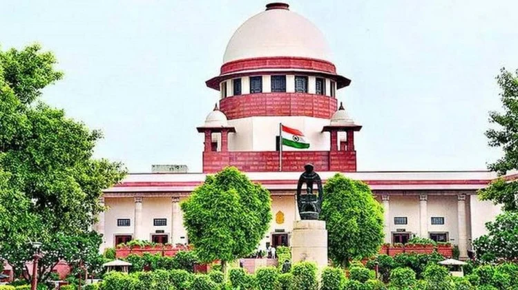 कोरोना के 13,299 नए केस मिले : सुप्रीम कोर्ट का राज्यों को निर्देश, कोरोना पीड़ितों के परिवार को मुआवजा दें 1 supreme court 1644920365