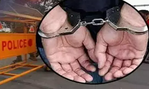 हनुमानताल में टीन का छज्जा हटाकर दुकान में घुसे चोर : पुलिस ने दोनों को दबोचा 1 1331991 arrested