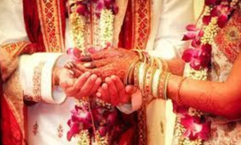 शादी के नाम पर युवक से 8 लाख की धोखाधड़ी : रिश्तेदारों ने युवक को झांसे में लिया 1 839449 khargone