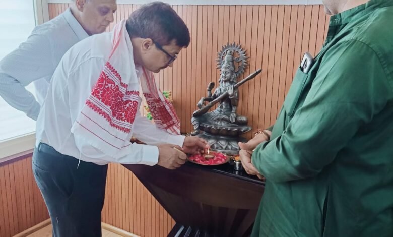 एएमयू के कुलपति डॉ अशोक खंडेलवाल ने संभाली कुर्सी ; सबसे पहले किया सरस्वती पूजन 1 IMG 20220817 WA0015