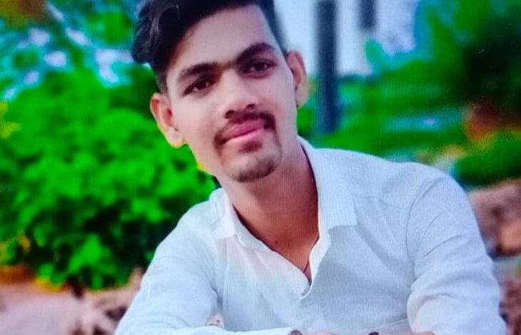 भाई ने की भाई की हत्या : चाकू से ताबड़तोड़ वार कर उतारा मौत के घाट, फ्रूट का ठेला लगाने की बात पर झगड़ा हुआ 1 sufel 1661327950